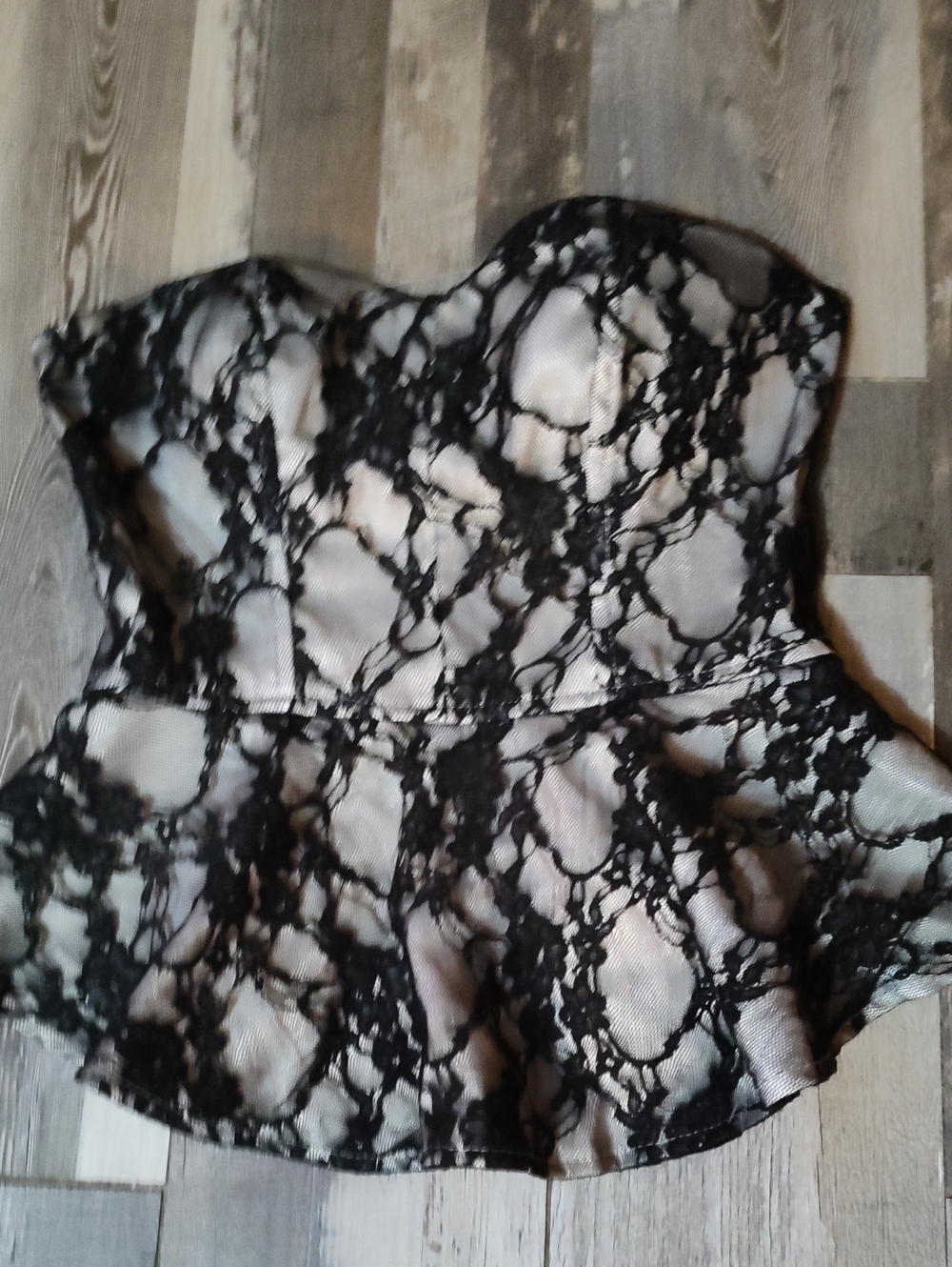 5/$25 SALE Charlotte Russe Strapless Size Medium Lace Peplum Top- Black & Cream